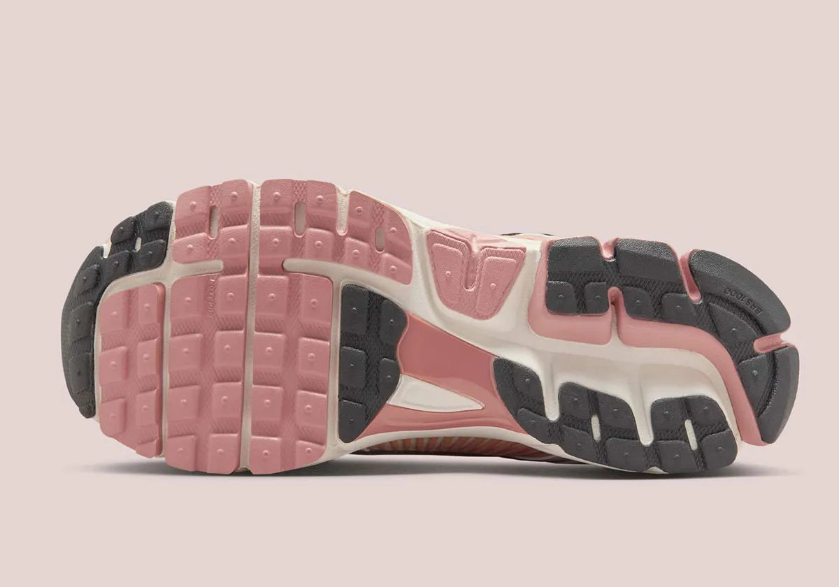 Nike Zoom Vomero 5 Particle Pink