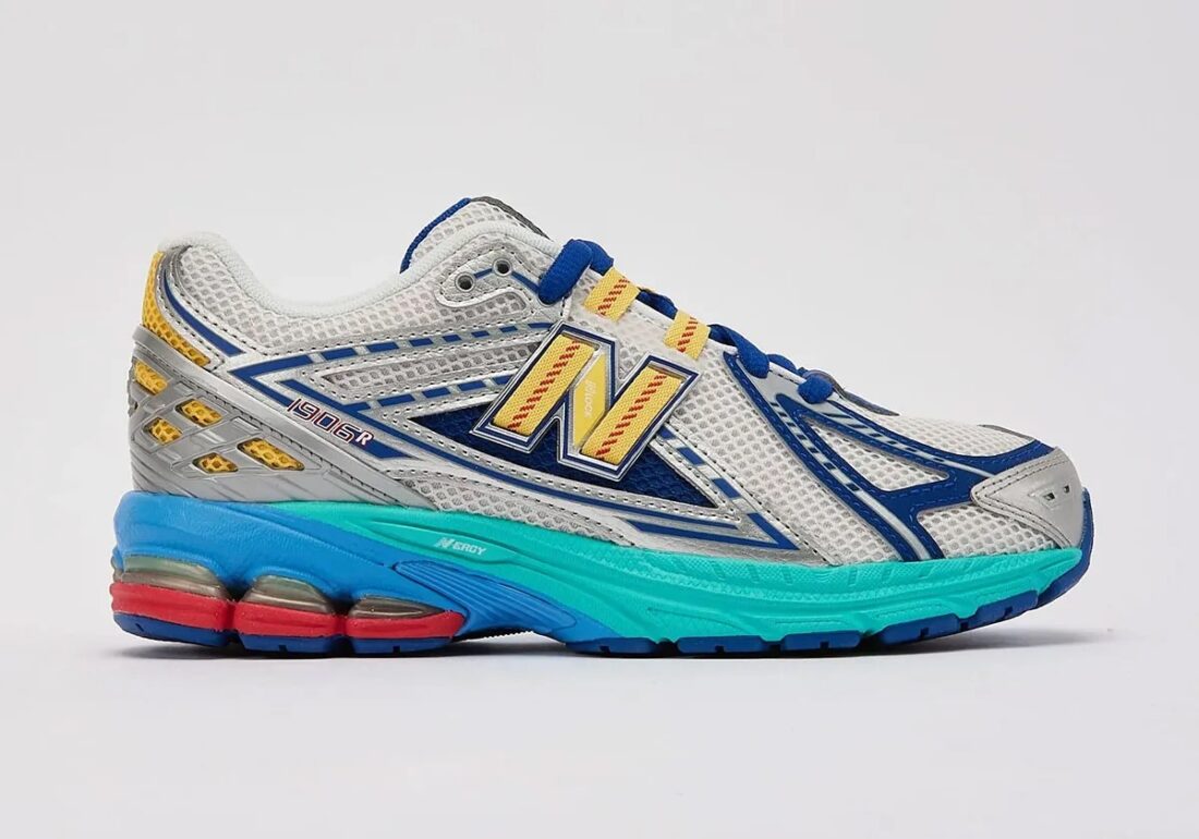 NEW BALANCE 1906R DLTR Moon Sign