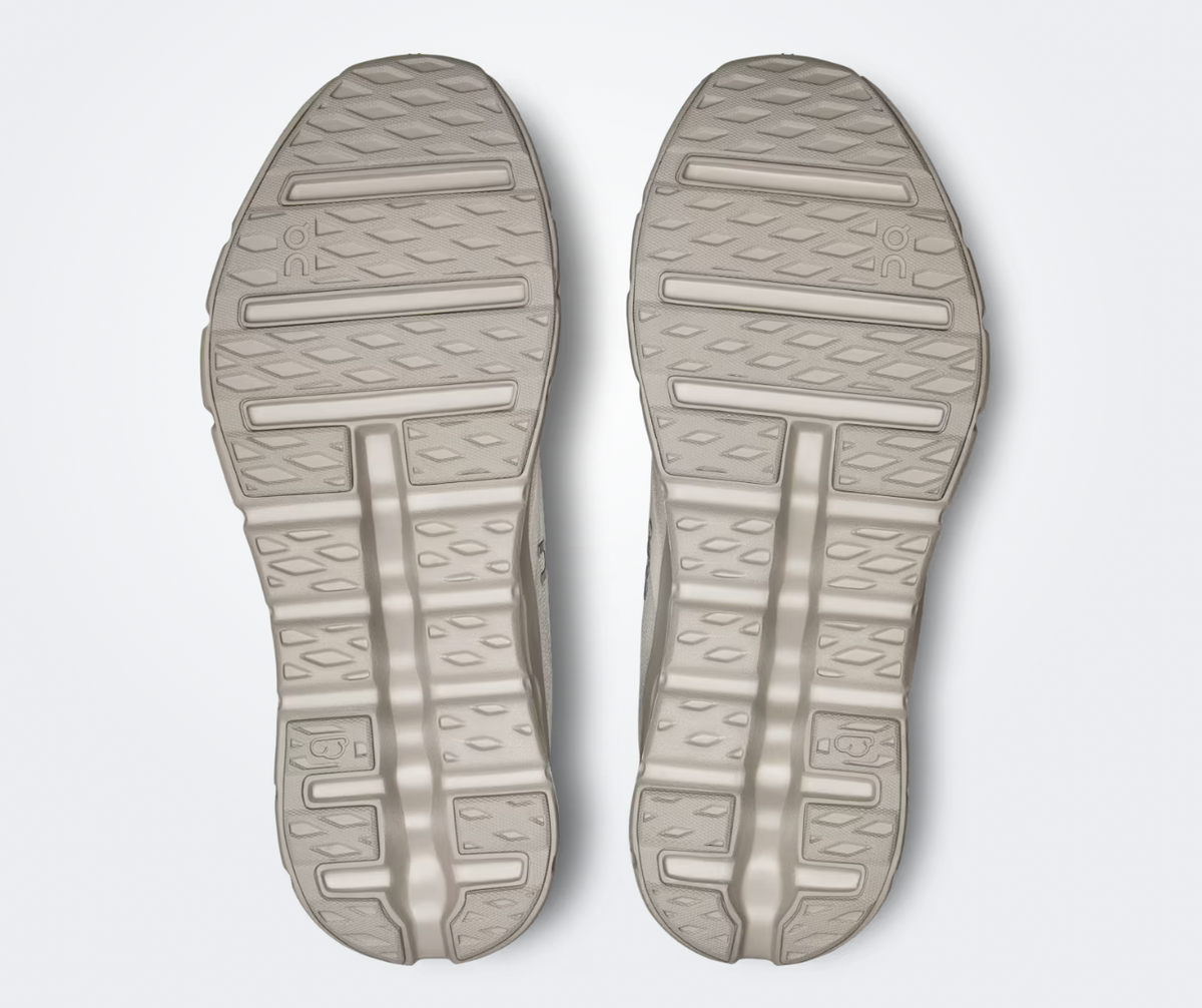 On Running Cloudtilt Loewe Sand
