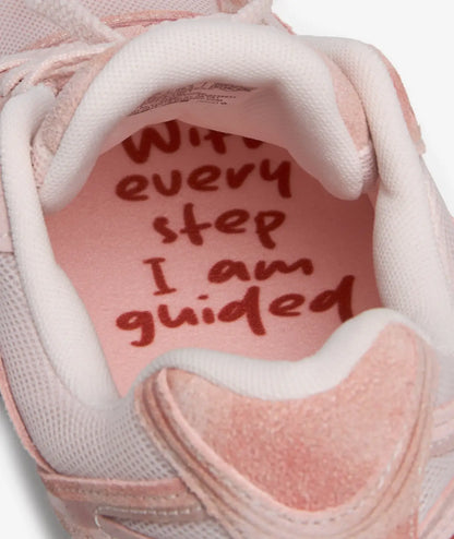 Saucony ProGrid Guide 7 Spiritual Guidance Sienna
