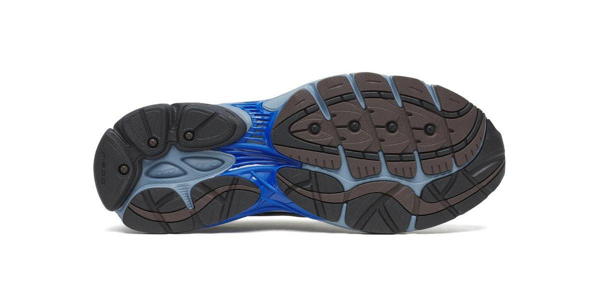 Saucony ProGrid Omni 9 Disrupt Black Torte