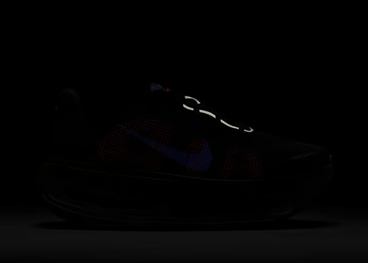 Nike Vomero Premium Black Sapphire Rose