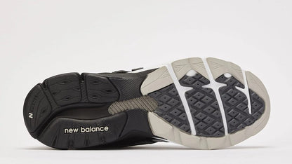 New Balance 990v3 MiUSA DTLR GR3YSCALE