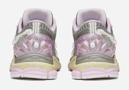 Saucony ProGrid Paramount Metagirl Daughter of the Moon