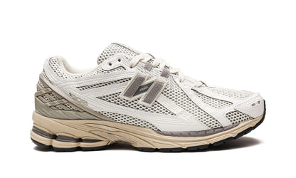 New Balance 1906R Sea Salt Marblehead