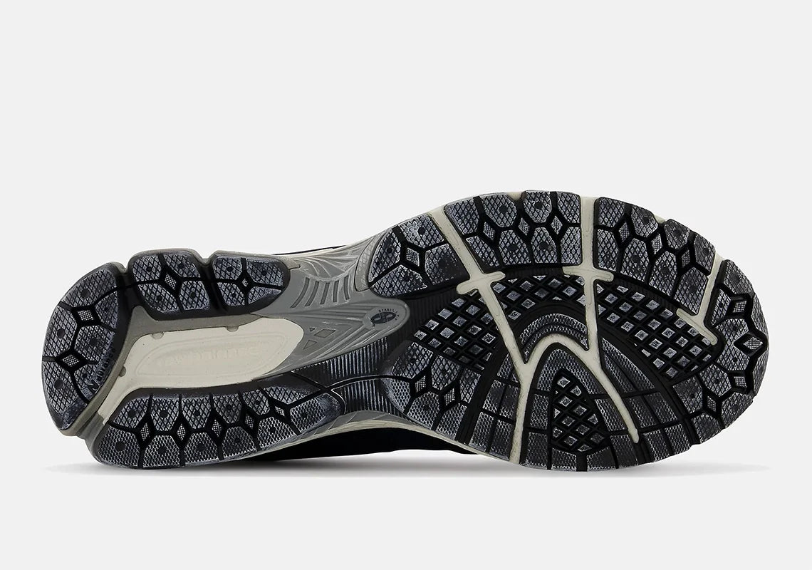 New Balance 2002R Protection Pack Dark Navy