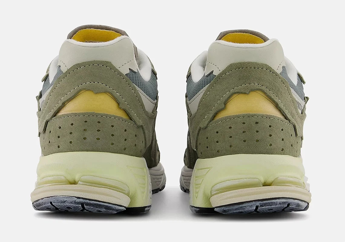 New Balance 2002R Protection Pack Mirage Grey