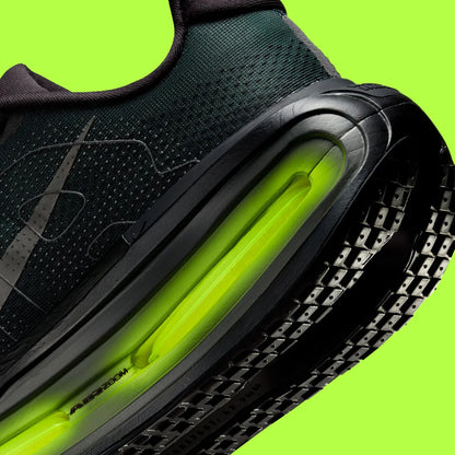Nike Vomero Premium Black Volt