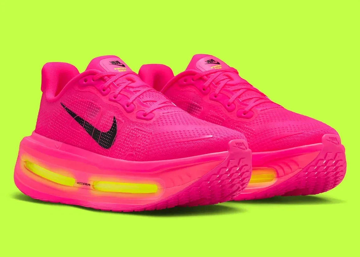 Nike Vomero Premium Hyper Pink