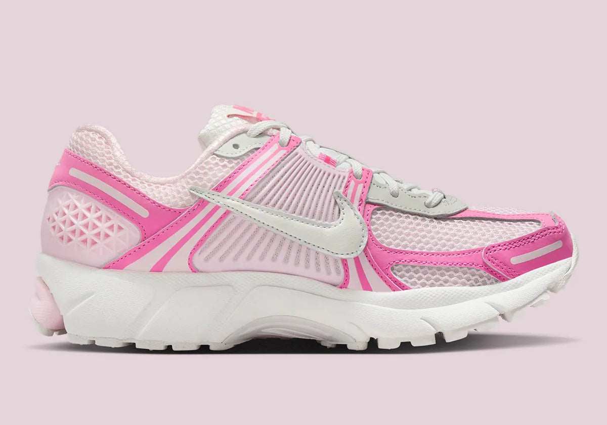 Nike Zoom Vomero 5 Hyper Pink (Women's)