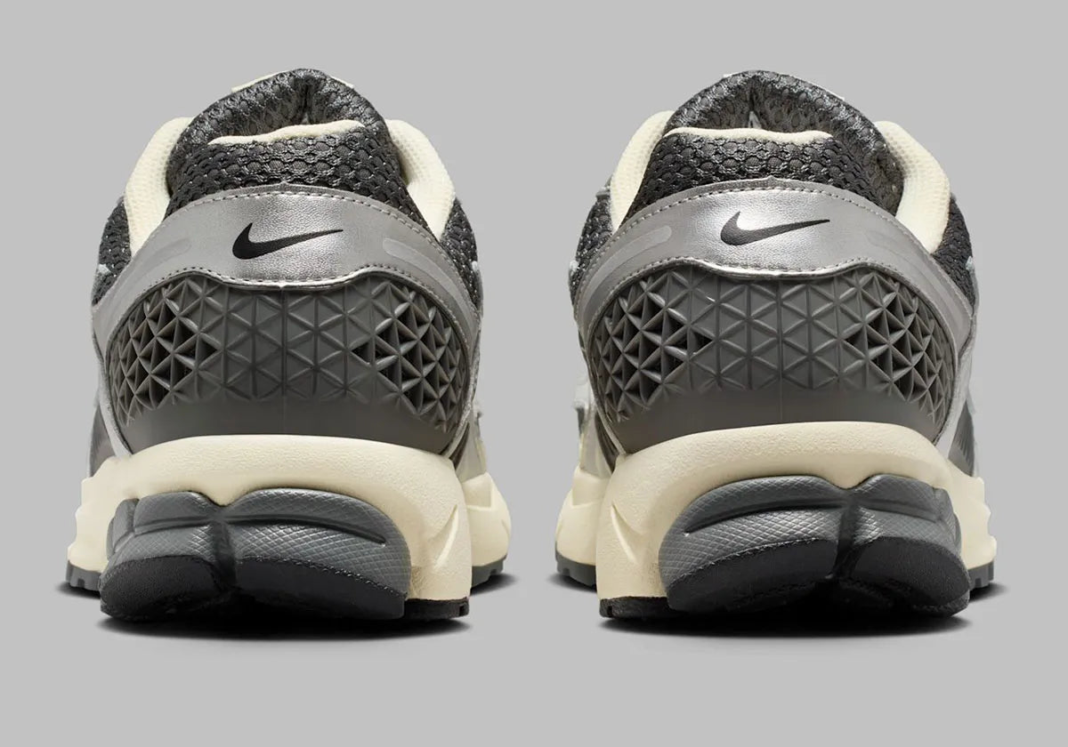 Nike Vomero 5 Iron Grey Coconut Milk Chrome (PS)