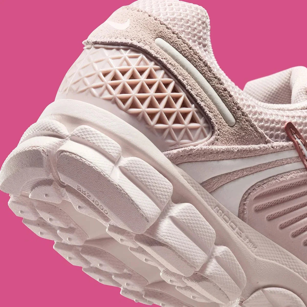 Nike Zoom Vomero 5 Silt Red