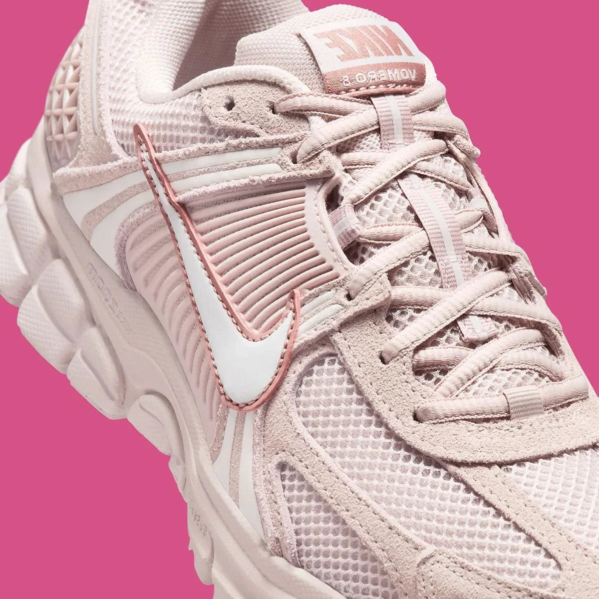 Nike Zoom Vomero 5 Silt Red