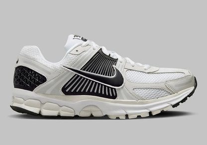 Nike Zoom Vomero 5 White Black
