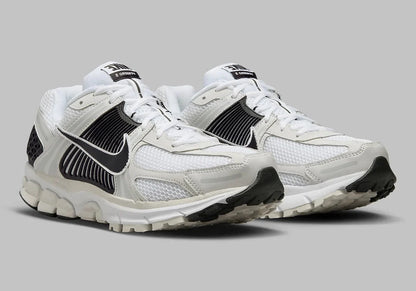 Nike Zoom Vomero 5 White Black