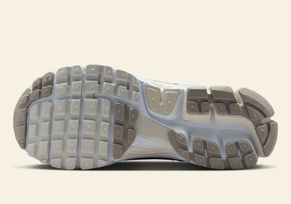 Nike Zoom Vomero 5 White Phantom Summit White