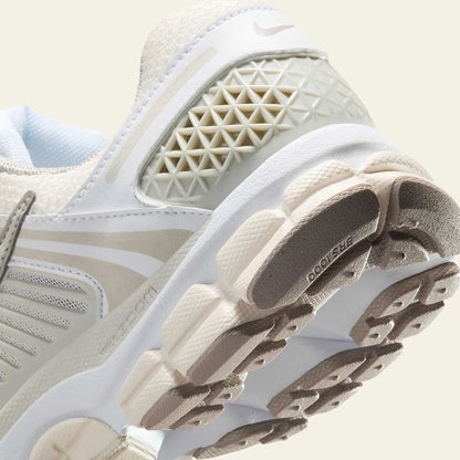 Nike Zoom Vomero 5 White Phantom Summit White
